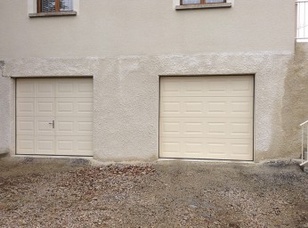 pose de portes de garage manuel et à moteur par BPSC Océane