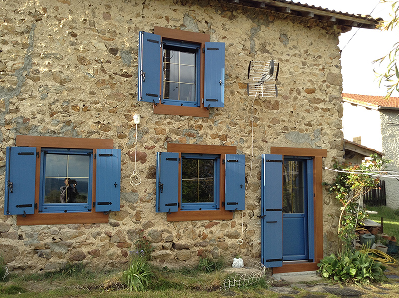 Porte fenêtre et volets assortis réalisés par BPSC Océane