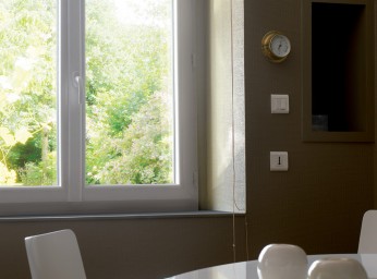 Fenêtre salon PVC blanc triple vitrage BPSC Océane